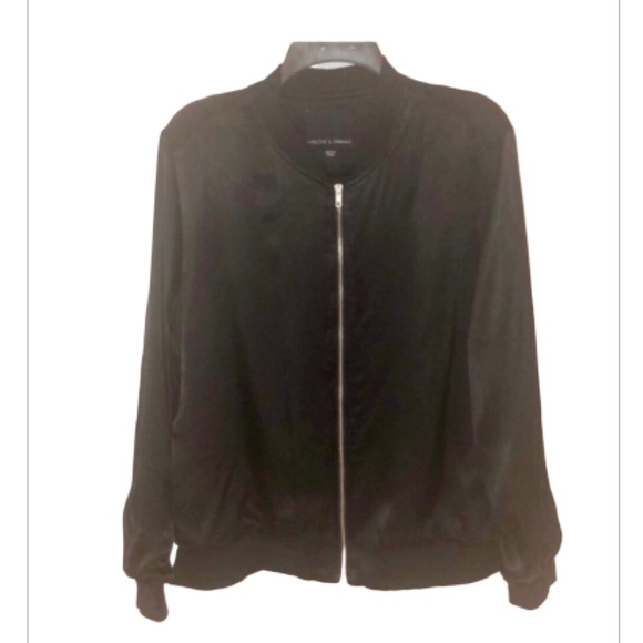 Harlow & Graham | Black Bomber Jacket - Picture 3 of 7
